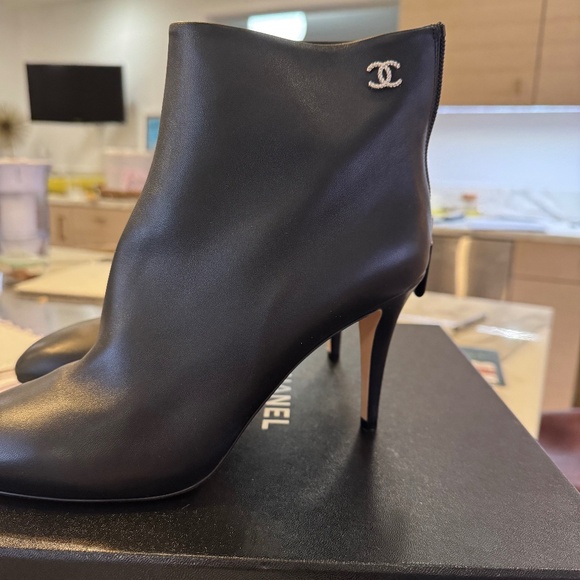 brand new , authentic Chanel booties - Picture 1 of 3